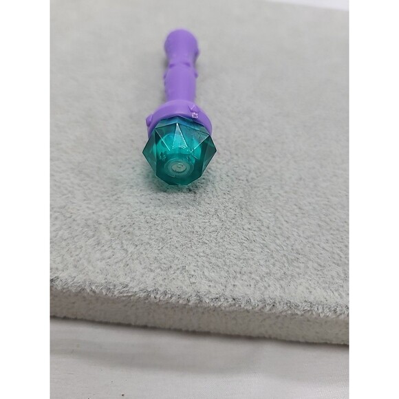 Magic Mixies Mixlings Magic Wand Turquoise and Purple 2.5" - Picture 10 of 11